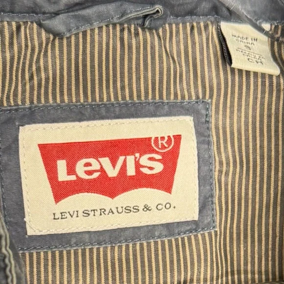 Levi's Men's Dark Navy Lightweight Zip Jacket With Pockets - Picture 4 of 6